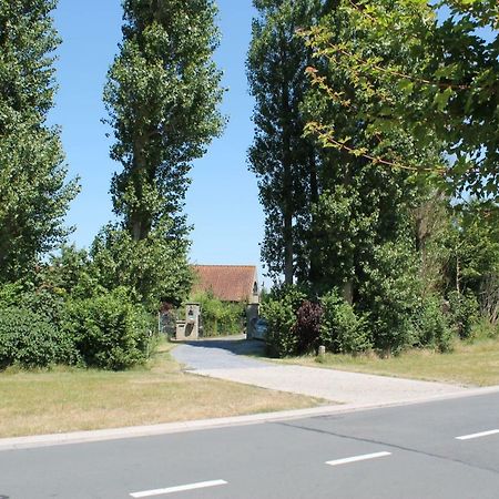 Ateljee Devlaux Bed & Breakfast Veurne Eksteriør bilde