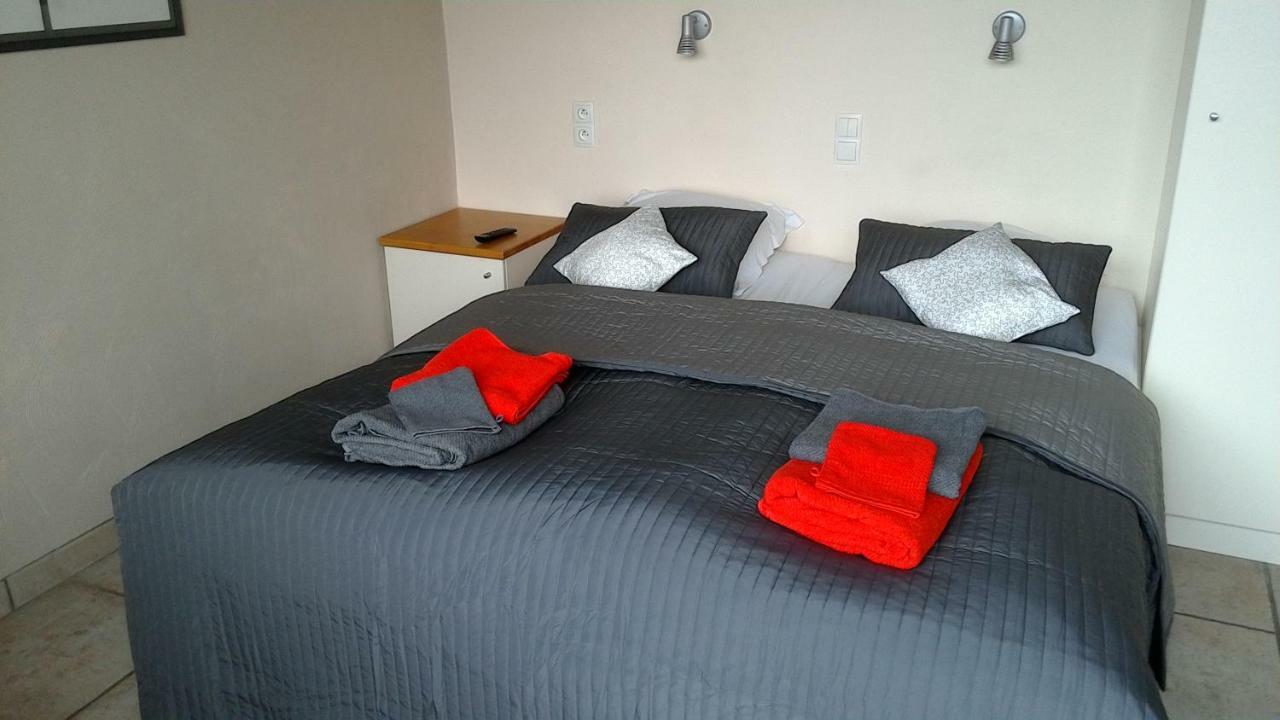 Ateljee Devlaux Bed & Breakfast Veurne Eksteriør bilde