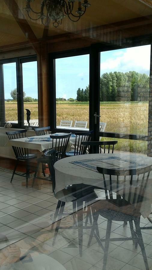 Ateljee Devlaux Bed & Breakfast Veurne Eksteriør bilde